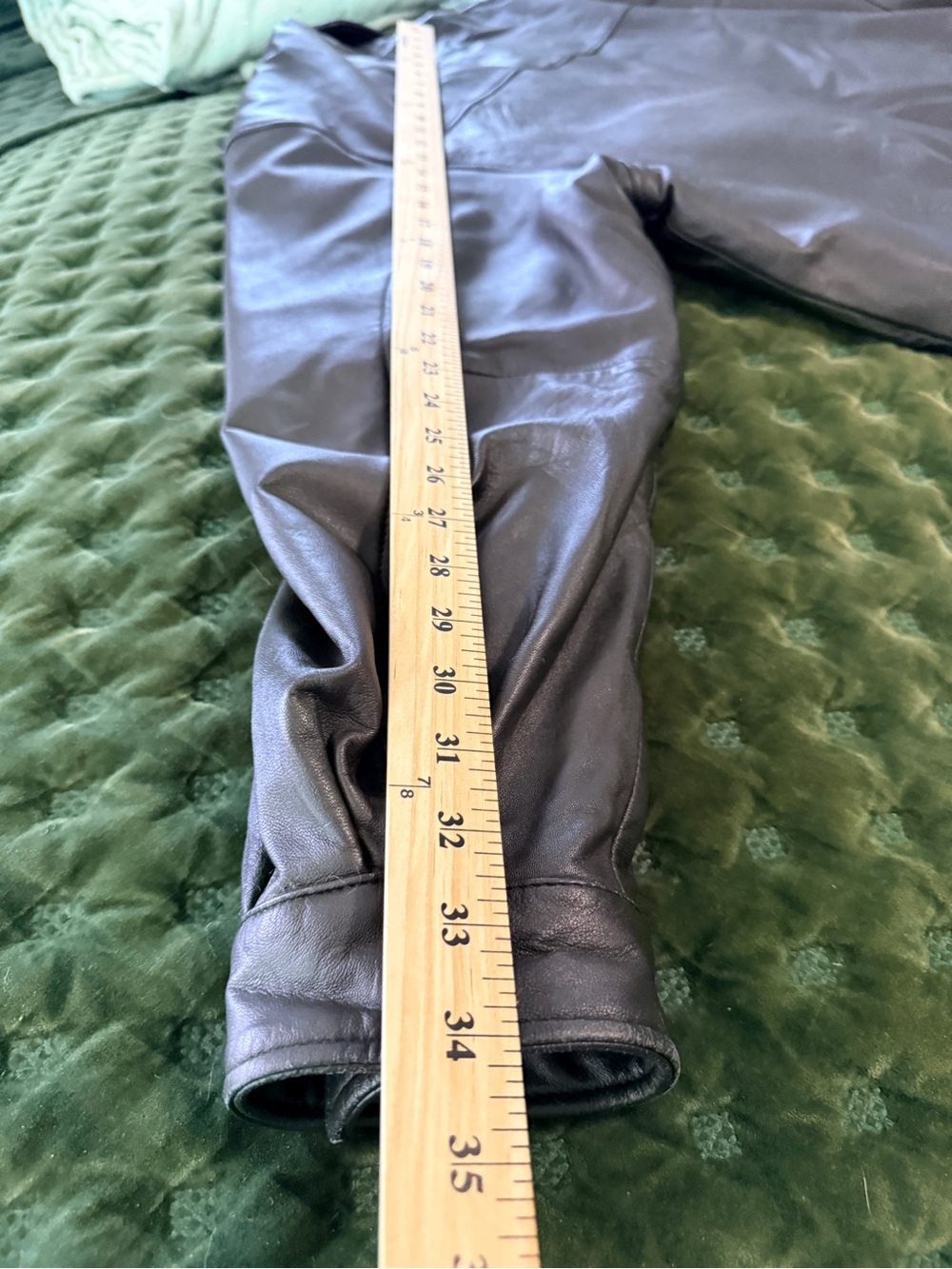 Super Soft and stylish 100% Leather jacket (except for trim) - Picture 7 of 10